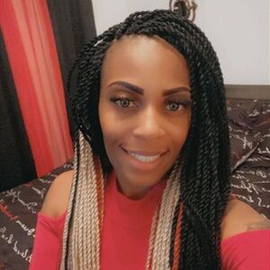 Meet your Posher, Staci